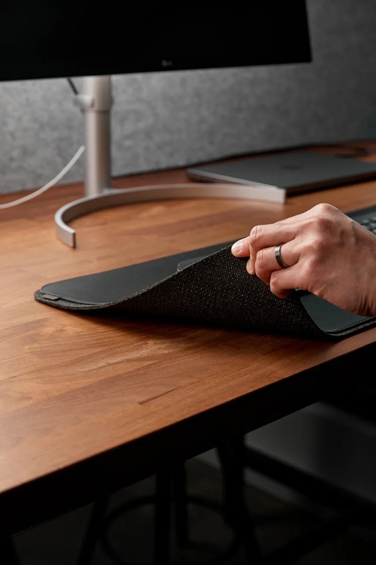 Подложка за бюро Orbitkey Black L 89,6 x 42,3 x 0,5 cm DKMT.LG1.BKBK