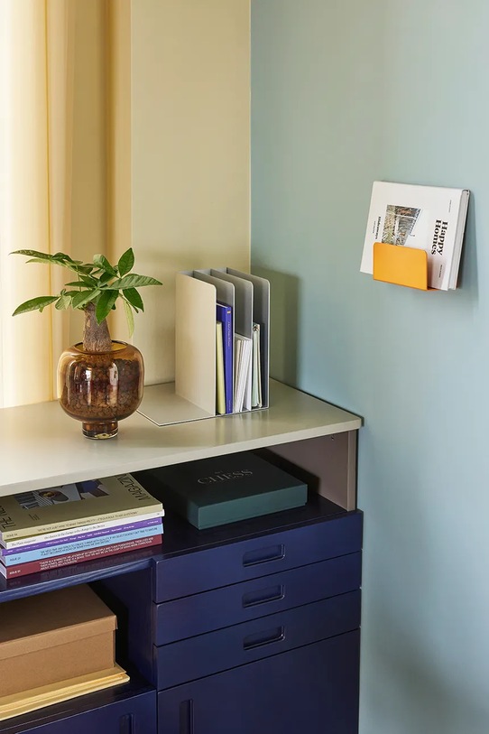 Lifestyle Hübsch gazetnik ścienny 15 x 7 x 7 cm 991905 pomarańczowy