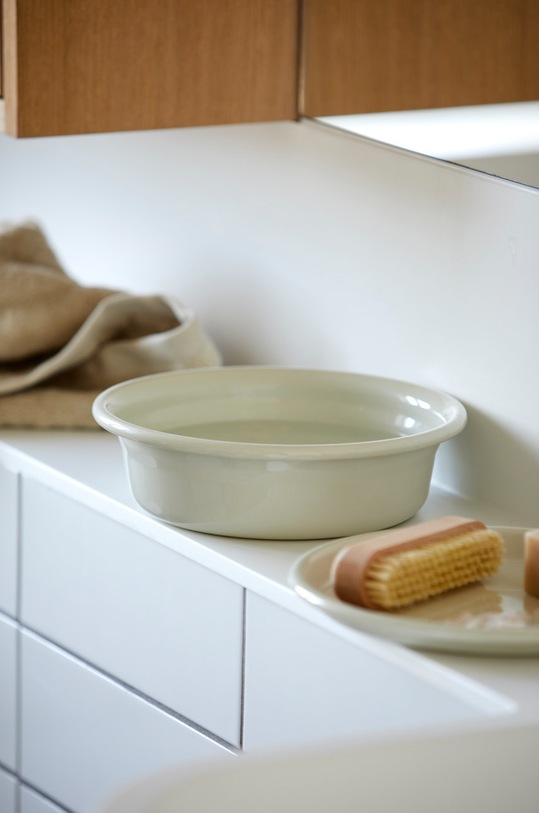 Zone Denmark kartáček na nehty Inu béžová 10999