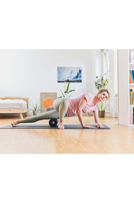 Masážní váleček Blackroll Standard 15.BLACKROLL