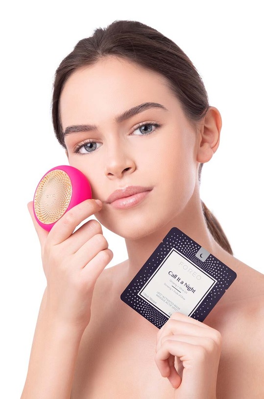 Domači SPA UFO hranljiva in poživljajoča aktivirana maska FOREO Call It a Night 7-pack F382M pisana