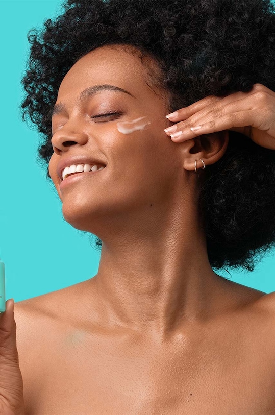 Зміцнююча нічна сироватка з ретинолом під очі FOREO IRIS™ Firming PM Eye Serum,15 ml F0927