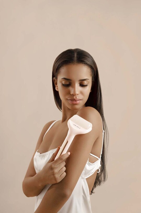 Валик до масажу Zoë Ayla Face & Body Ice Roller ST014.ICROL рожевий