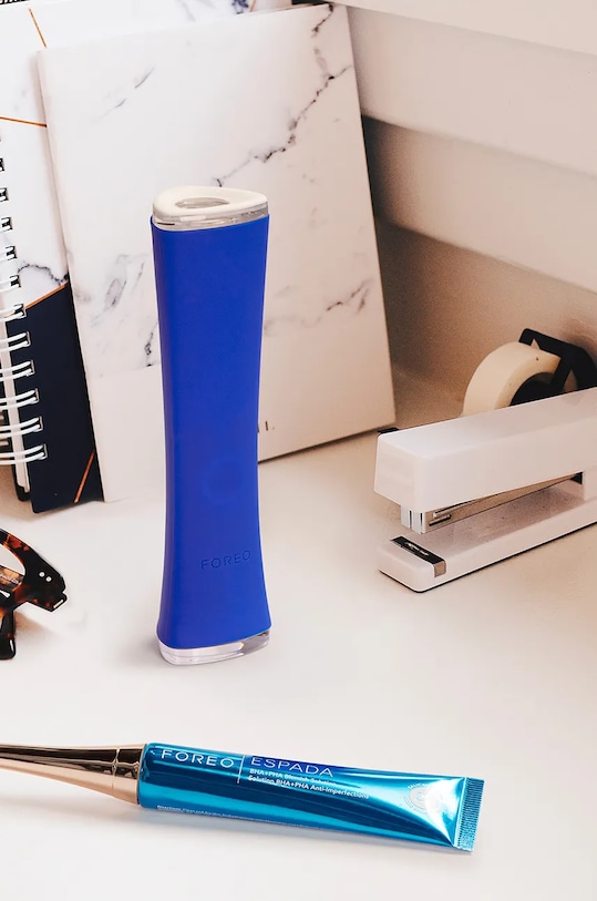 Домашно СПА Уред за лечение на акне със синя led светлина FOREO ESPADA 2 Cobalt Blue F0538 многоцветен