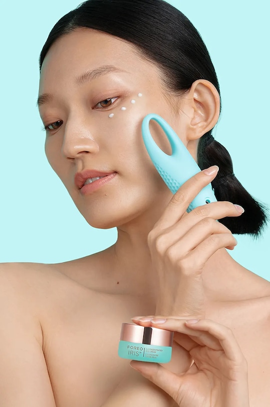 FOREO cremă concentrată pentru ochi IRIS C-Concentrated Eye Cream 15 ml F0873. multicolor