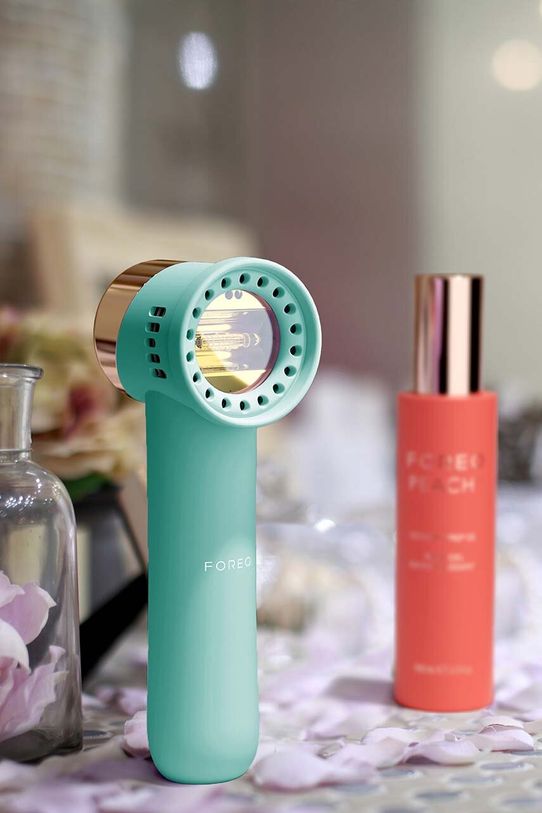 IPL depilátor FOREO PEACH 2 go Arctic Blue F1917