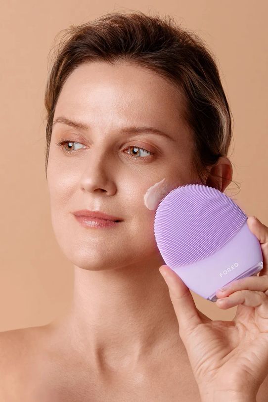 FOREO krem intensywnie nawilżający na noc SUPERCHARGED™ HA+PGA Triple Action Intense Moisturizer 50 ml multicolor F0859