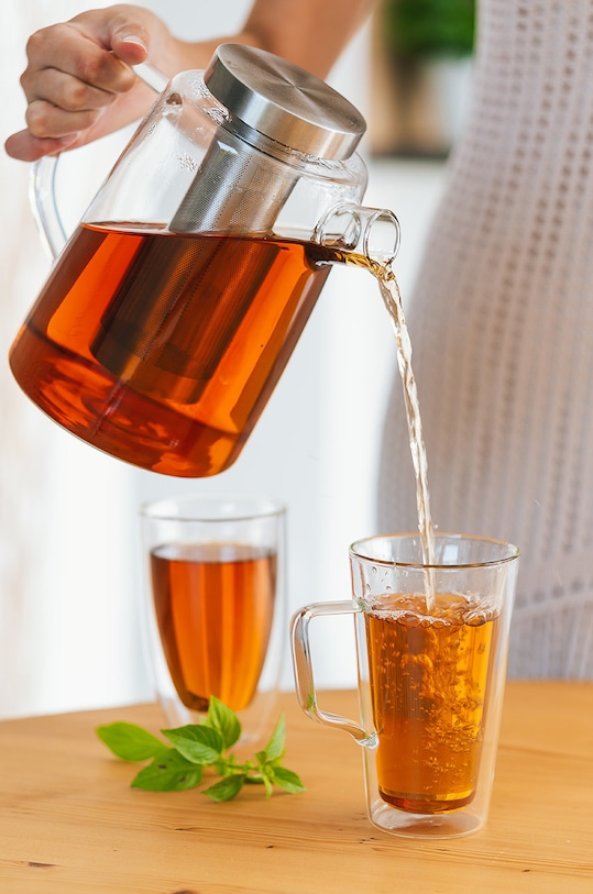 Vialli Design Džbán s infuzérom 6568 viacfarebná