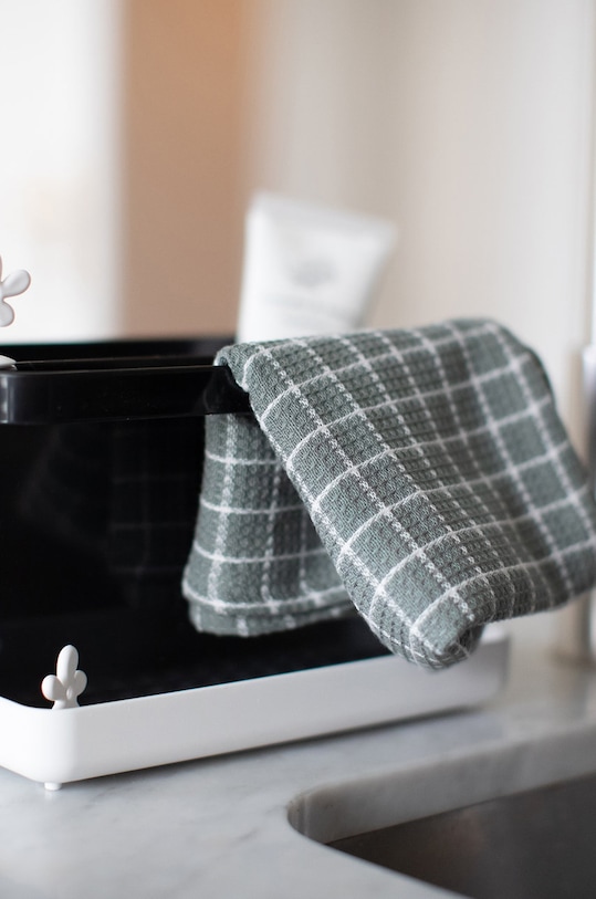 Koziol Organizér na umývadlo 3261100 čierna AA00