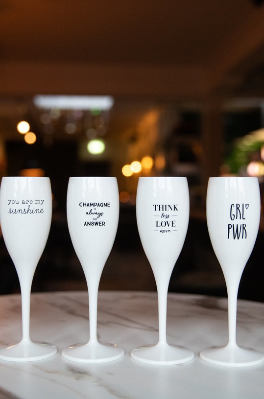 Набір келихів для шампанського Koziol Superglas 100ml 6-pack білий 3782525