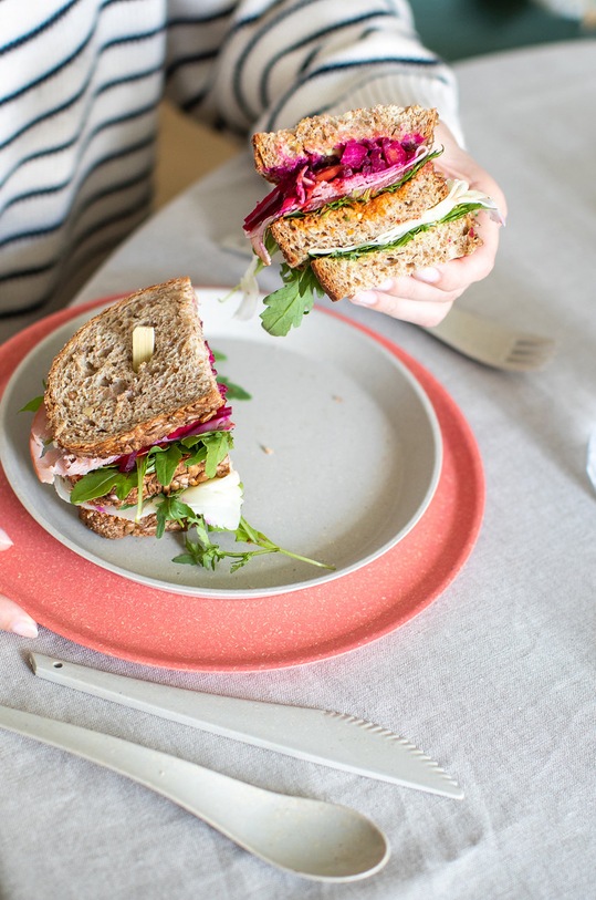 Kuchnia i bar Koziol zestaw talerzy (4-pack) 7101701 szary