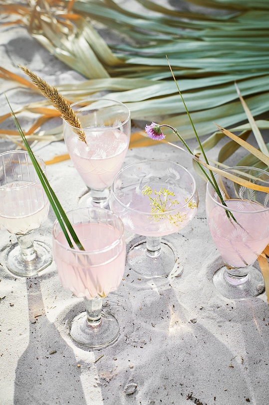 Kuchyň a bar Sklenička Madam Stoltz 150 ml PAH.7731 průhledná