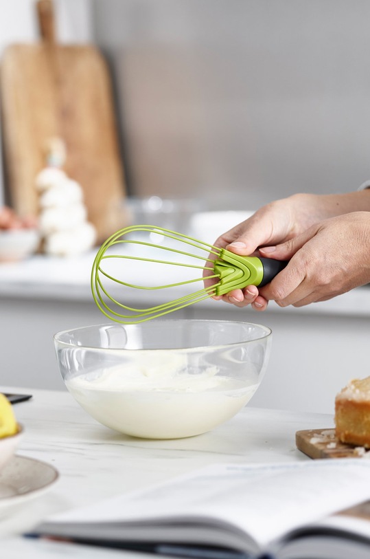 Joseph Joseph trzepaczka 2 w 1 Twist zielony 10539