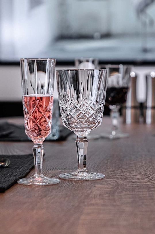 Кухня и бар Комплект чаши за вино Nachtmann Noblesse (4 броя) 104247 прозрачен