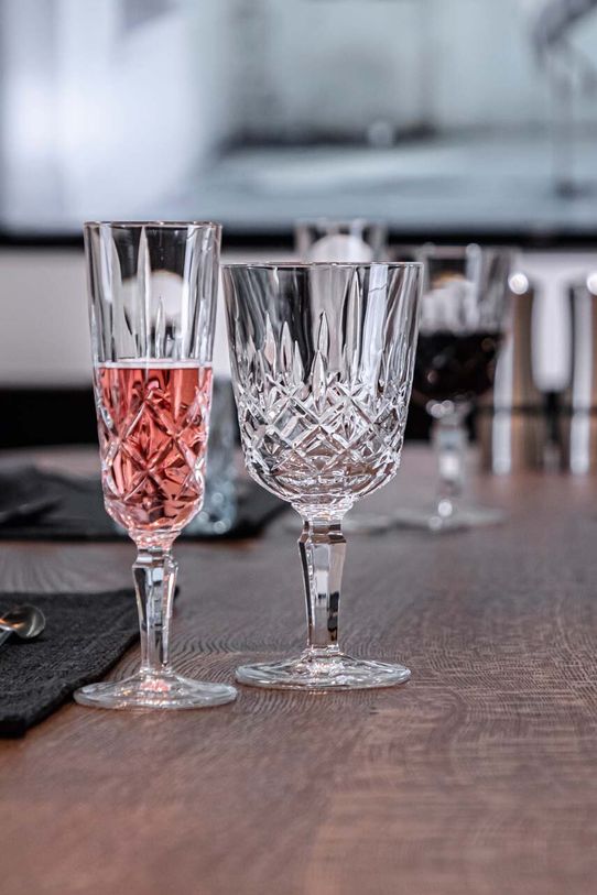Set čaša za šampanjac Nachtmann Noblesse 4-pack 104248 transparentna AA00