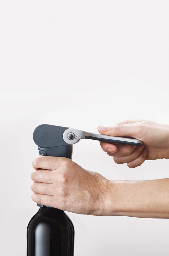 Kuchyň a bar Joseph Joseph páková vývrtka BarWise™ 20099 šedá