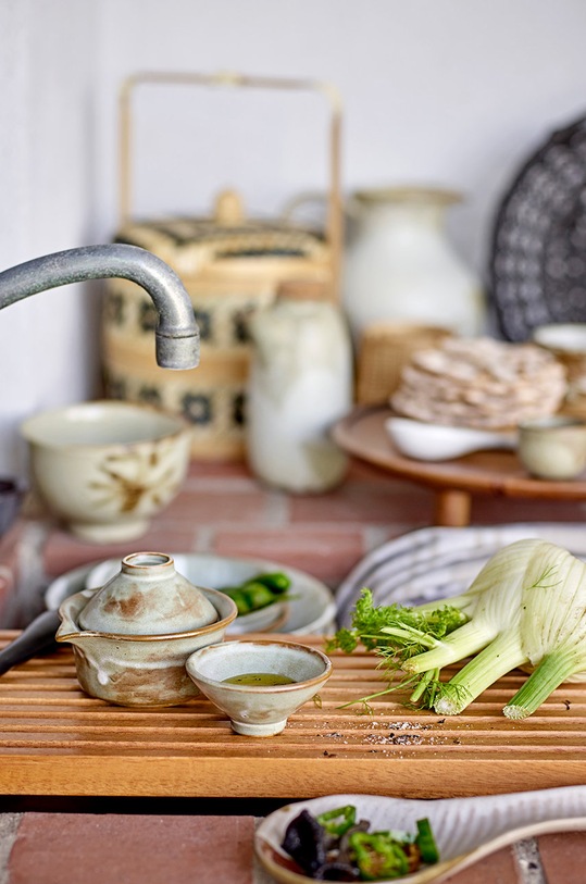 Bloomingville Prkénko hnědá 82053326