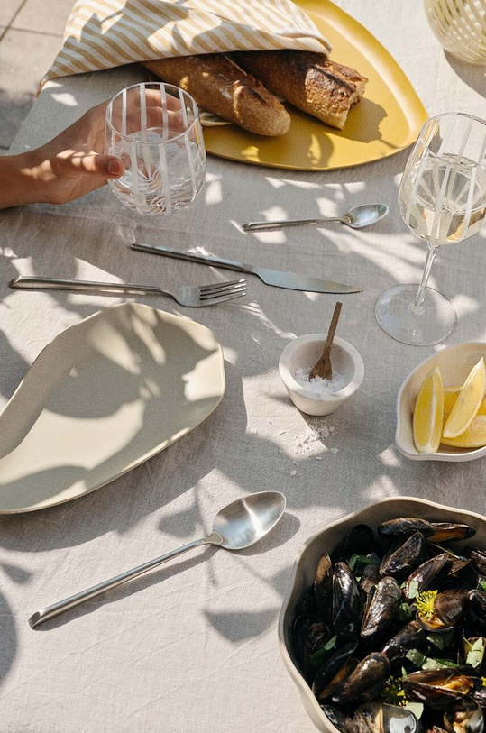 Broste Copenhagen talerz do serwowania Limfjord 14533391 biały AA00