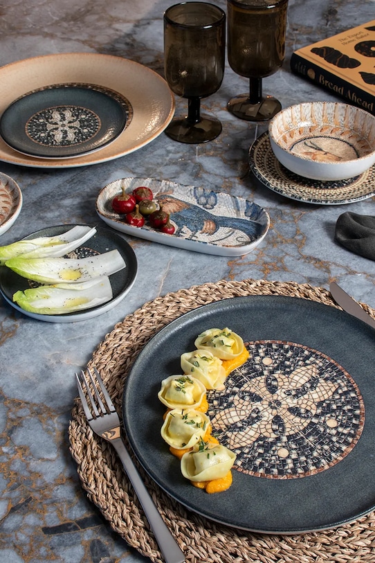 Kuchnia i bar Bonna talerz do serwowania Mesopotamia Bandeja 21 cm S.MT.MZPBNHYG21OV. multicolor