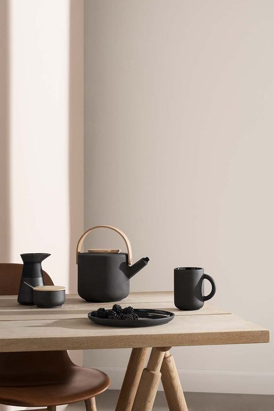 Kuchyňa a bar Džbán na mlieko Stelton Theo 400 ml x.638 čierna