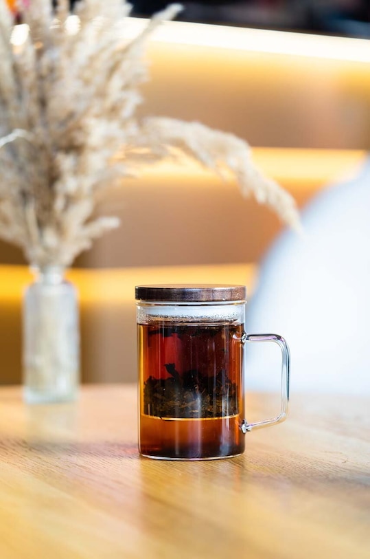 Vialli Design szklanka z zaparzaczem Soho 350 ml transparentny 29354