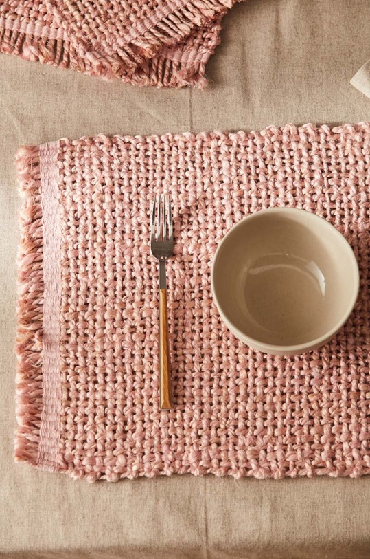 Calma House suport decorativ pentru farfurie Arena roz ARENA.35.ROS