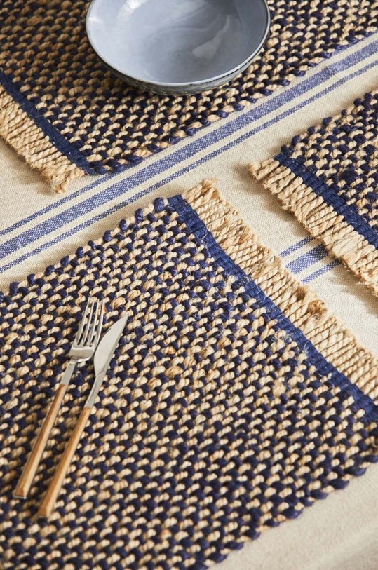 Calma House suport decorativ pentru farfurie 34 x 45 cm ARENA.34.AZU multicolor AA00