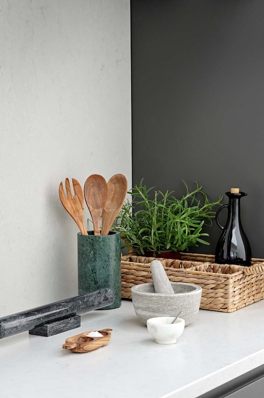 Bucătărie și bar Bahne un vas cu o lingură 4971720 alb