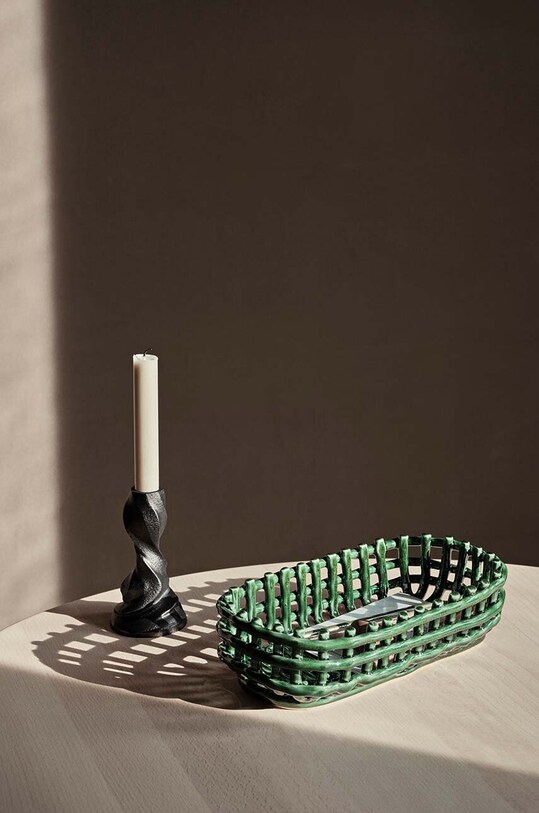 Ozdobný košík ferm LIVING Ceramic Basket 1104268939 zelená AA00