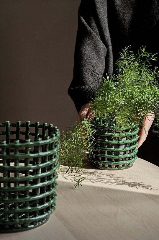 Декоративний кошик ferm LIVING Ceramic Basket S 1104268940 зелений AA00