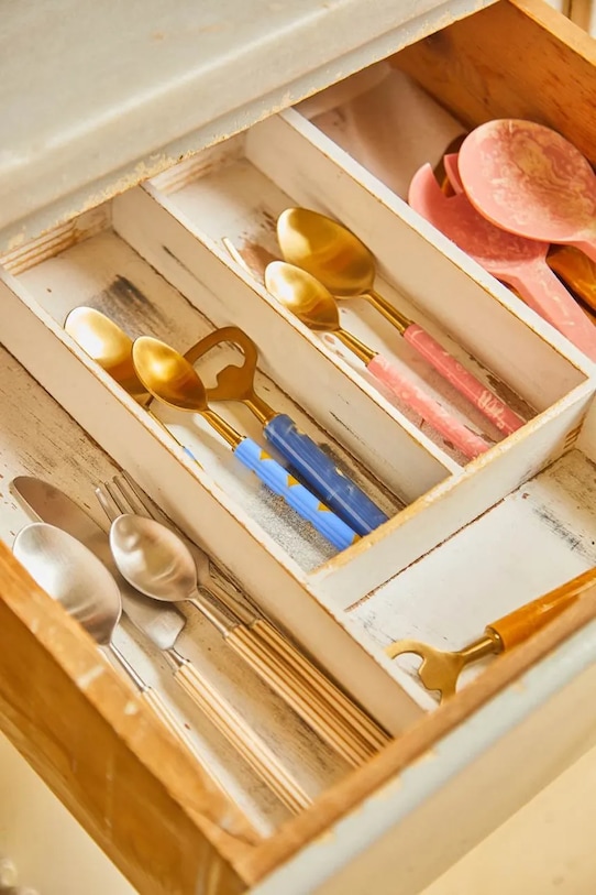 Calma House otwieracz do butelek Mango niebieski MANGO.CA15.AZU