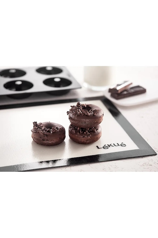 Кухня та бар Форма для пончиків Lekue 30x17,5 cm 880520 чорний