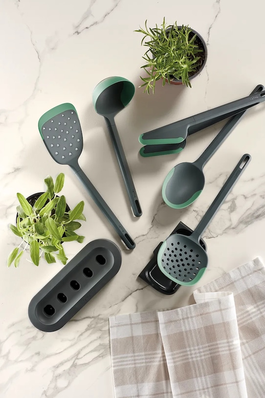 Lekue set accesori da cucina con supporto Non-Scratch pacco da 5 883484 verde