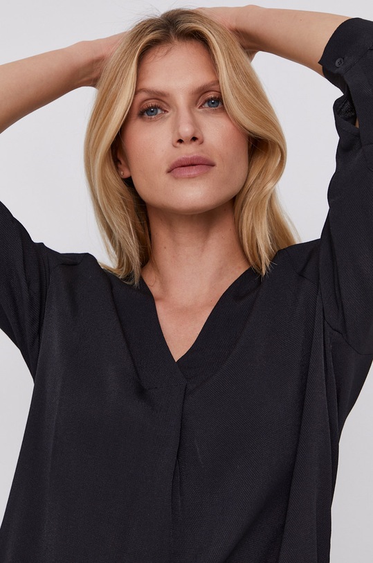 Halenka Tiger Of Sweden černá S62479002Z