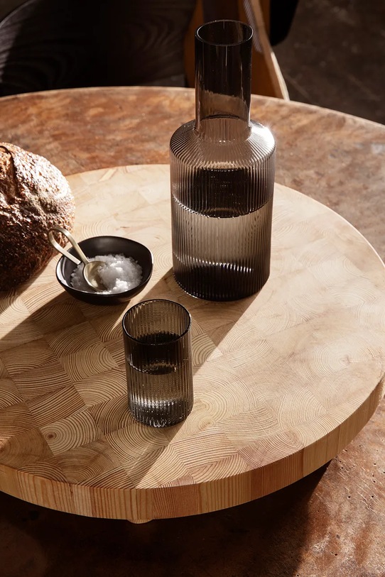 Kuchnia i bar ferm LIVING karafka Ripple 1 L 100125112 czarny