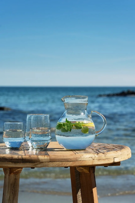 Madam Stoltz dzbanek ze szkła barwionego 18 x 20 cm LAB.29 transparentny AA00