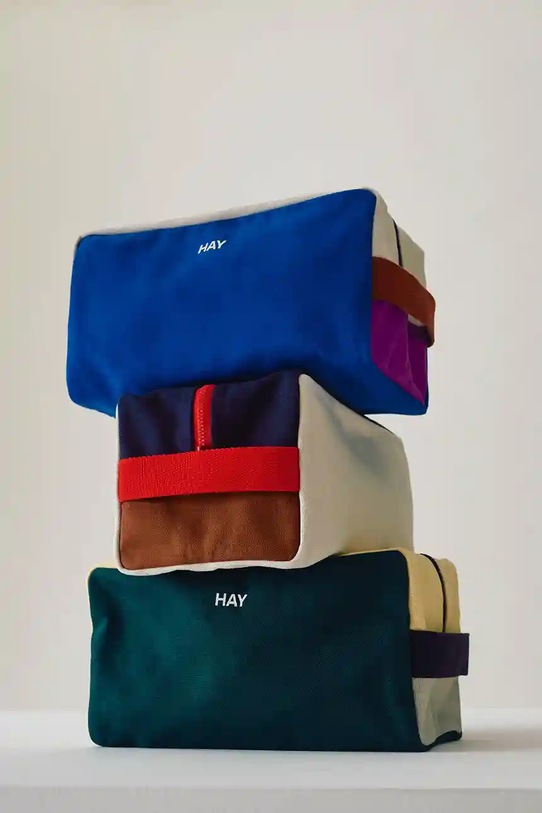 HAY kosmetyczka Multi Wash Bag M/26 x 14 x 14 cm AE983.A602.AS12 zielony AA00