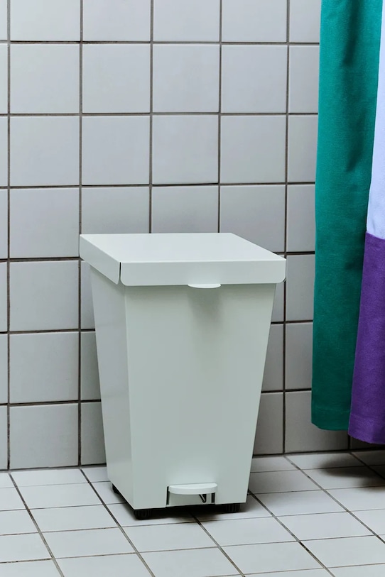 Odpadkový kôš HAY Loop Bin 8 L/21,5 x 25,5 x 32 cm AF170.F285.AI62 zelená AA00