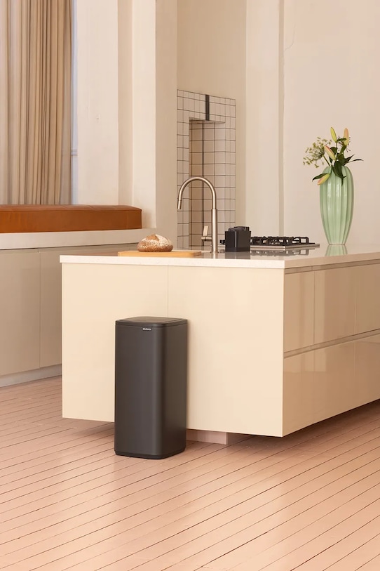 Brabantia kosz na śmieci ze stali 30 l 238284 czarny