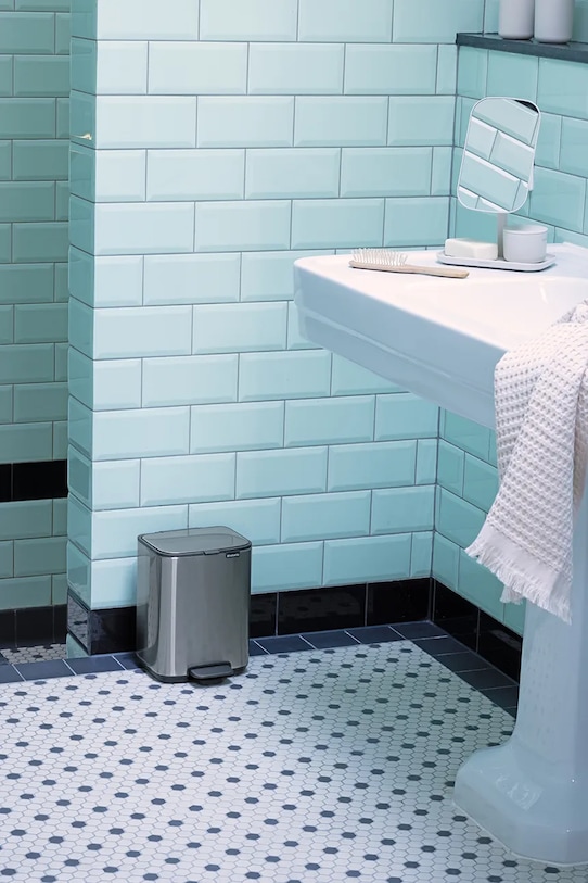 Brabantia kosz na śmieci 4 l 237843 szary