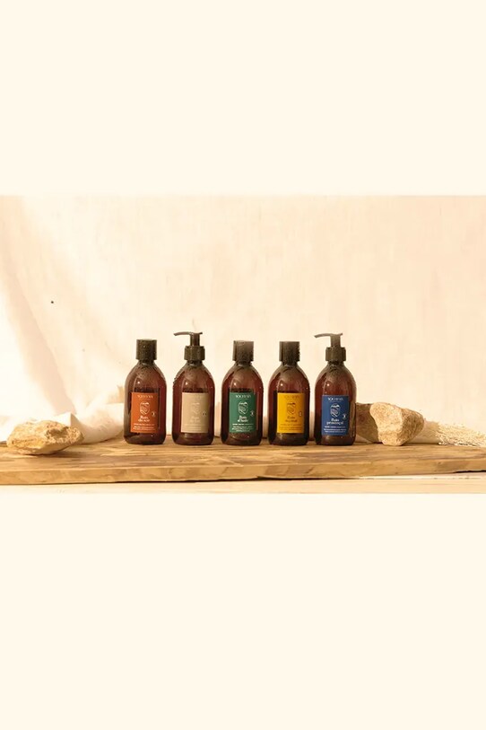 Home SPA Υγρό απολεπιστικό σαπούνι Aqui d'Aia Oil Bath 300 ml 220030000069001 πολύχρωμο