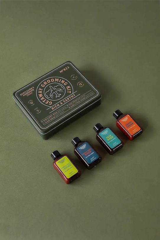 Potovalni kozmetični komplet Gentlemen's Hardware Getaway Grooming Kit 4 x 60 ml 4-pack GEN823UK zelena