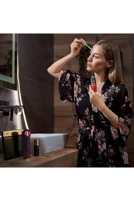 Пептидна сироватка для терапії червоним світлом FOREO FAQ Red Light Peptide Serum 30mL барвистий F0570