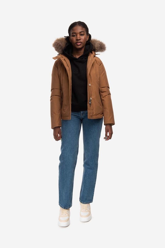 Pernata jakna Woolrich Arctic Raccoon Short Polar High Collar Fur Parka CFWWOU0548FRUT0001 smeđa AA00