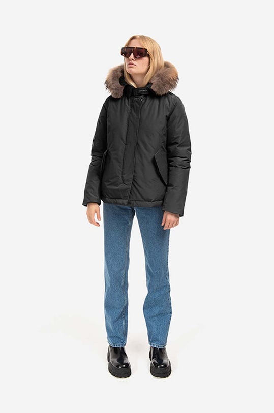 Odjeća Pernata jakna Woolrich Arctic Raccoon Short Polar High Collar Fur Parka CFWWOU0548FRUT0001 crna
