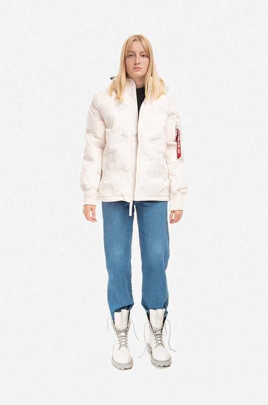 Bunda Alpha Industries Hooded Logo Puffer Wmn 108005 578 108005.578 biela AA00
