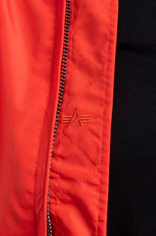 Alpha Industries kurtka bomber czerwony 141041.577