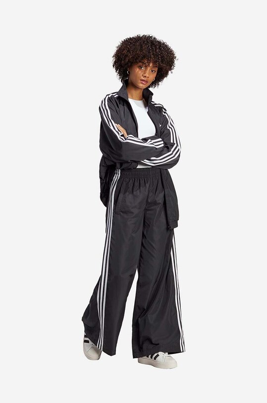 Îmbrăcăminte adidas geacă Oversized TP IP7142 negru