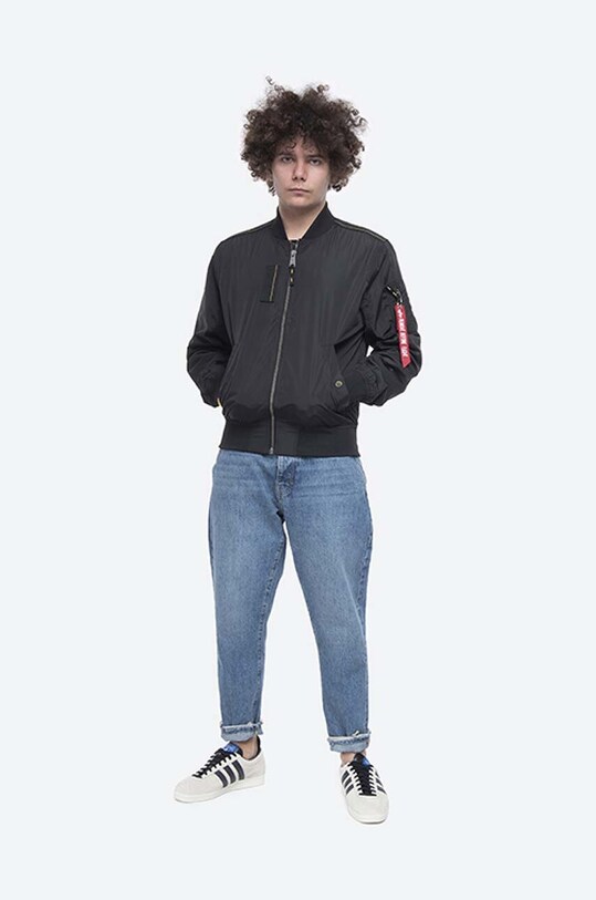 Куртка-бомбер Alpha Industries MA-1 Parachute 116104.03 чёрный AA00