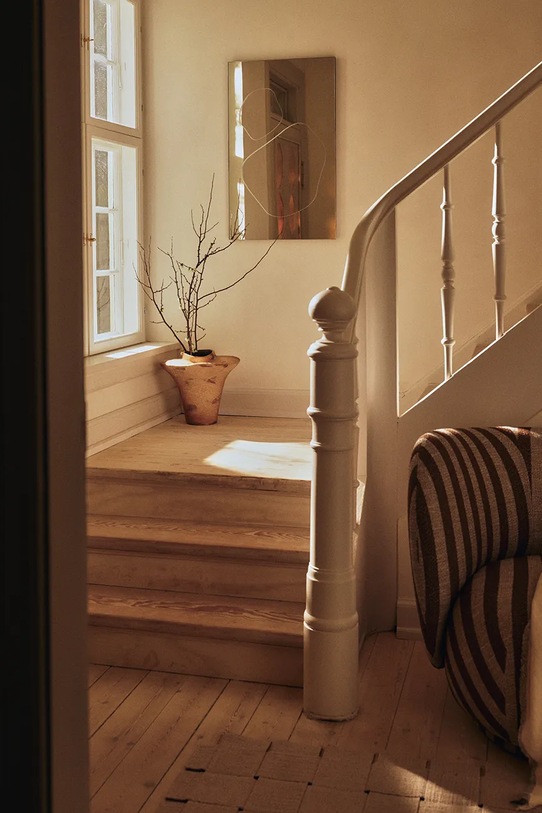 Salon i sypialnia Ferm Living lustro ścienne 82 x 50 x 1,7 cm 1104272080 srebrny